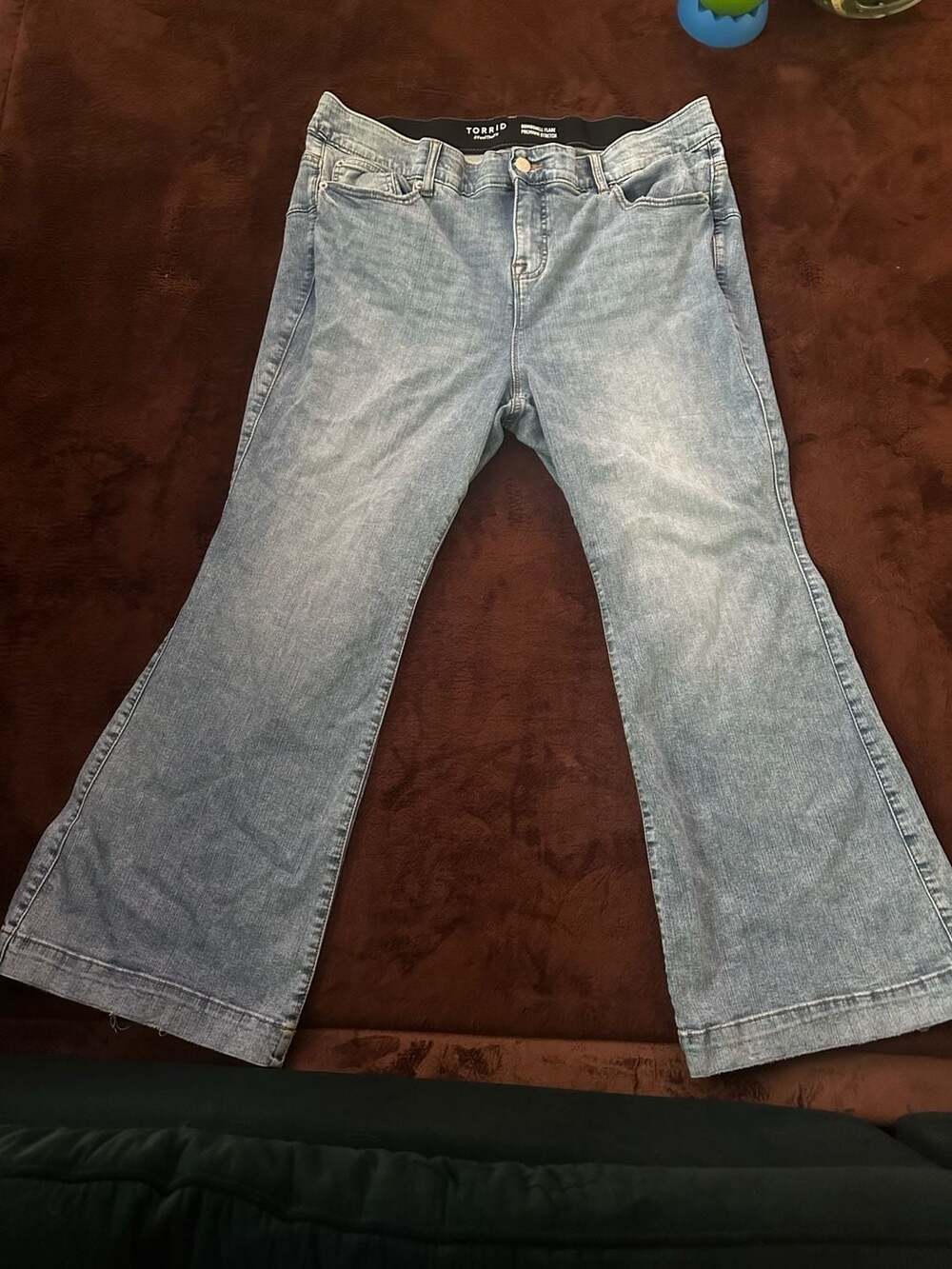 Torrid Bombshell Flare Premium Stretch Jeans Size 22S Medium Wash